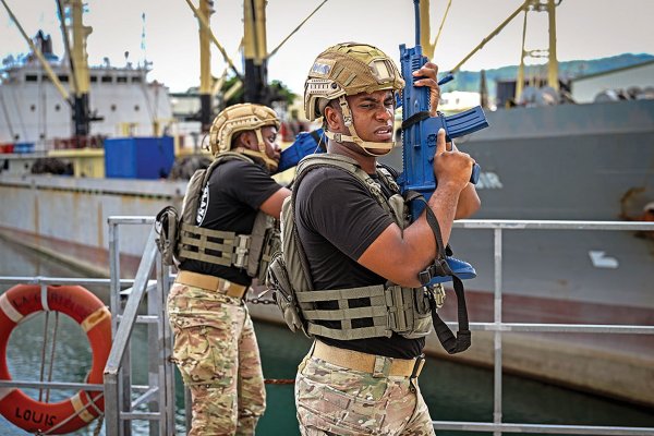 Amerykanie ćwiczą z 18 krajami na Oceanie Indyjskim