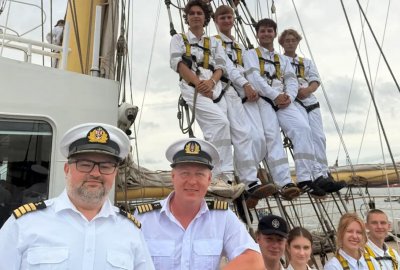 Dar Młodzieży w drodze do Nowego Jorku na wielką paradę Sail 250