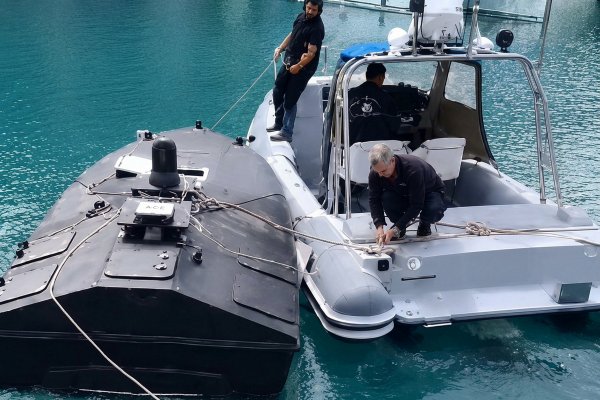 Ukraiński dron znaleziony w jaskini na greckiej wyspie Lefkada
