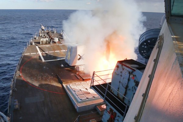 USA: Zaatakowaliśmy 2 tys. celów, zniszczyliśmy 17 irańskich okrętów...