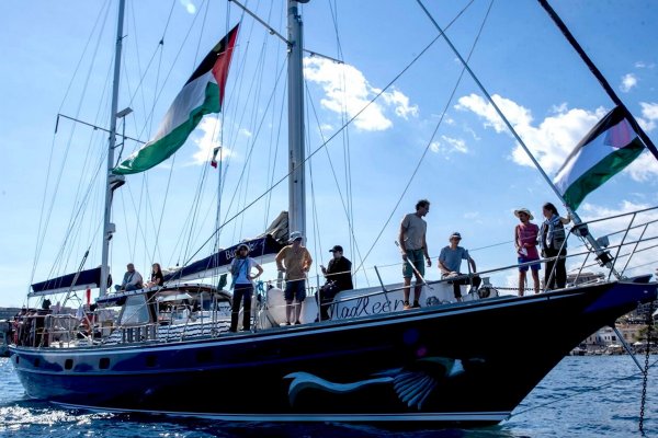 Izrael przejmuje kontrolę na statkami z pomocą humanitarną dla Strefy Ga...