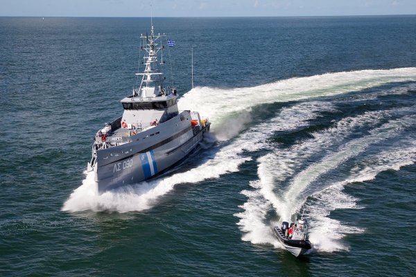 Statek agencji Frontex zatonął u wybrzeży Grecji