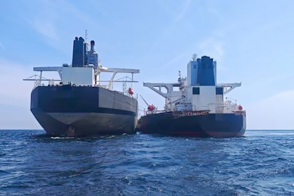 Kolejny nielegalny transfer „ship-to-ship” u wybrzeży Malezji