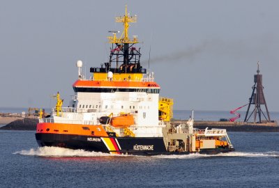 Niemiecki lodołamacz nie dał rady - gazowce czekały w Mukran