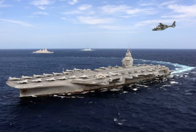 Francja rozpoczyna budowę lotniskowca nowej generacji