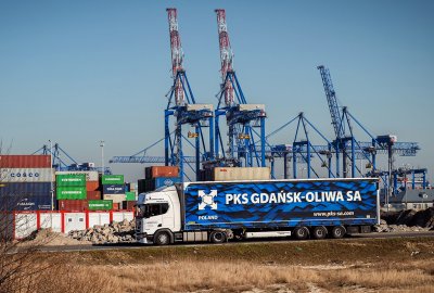 Od przewozów do zintegrowanej logistyki. 60 lat działalności PKS Gdańsk ...