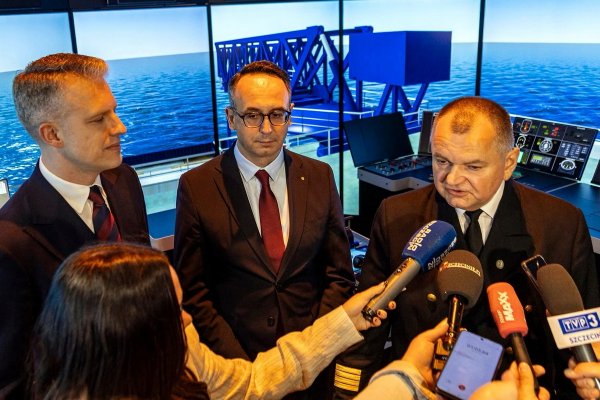 Politechnika Morska w Szczecinie będzie badać paliwa na nowym sprzęcie...