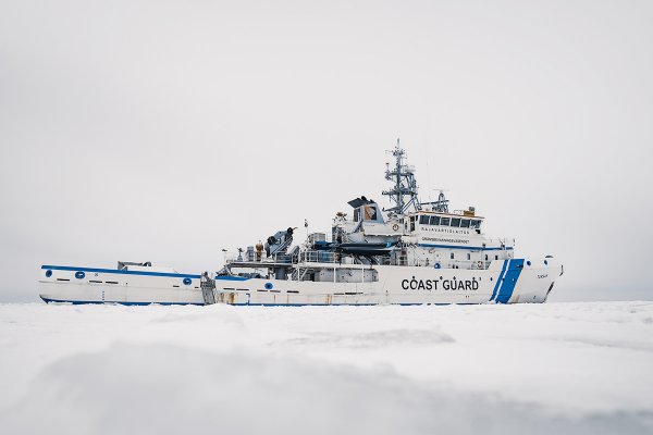 Fińska straż przybrzeżna przećwiczy zwalczanie obcych dronów 