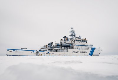 Fińska straż przybrzeżna przećwiczy zwalczanie obcych dronów 