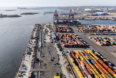 Port w Goeteborgu zwiększa możliwości terminalu kontenerowego