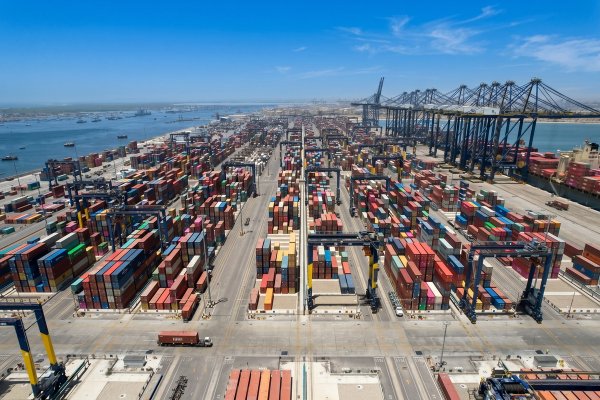 Pakistan chce wykorzystać chaos w Ormuzie inwestując miliardy w nowe ter...