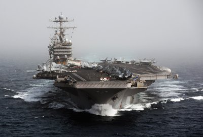 Fox News: Co najmniej jeden lotniskowiec zmierza na Bliski Wschód