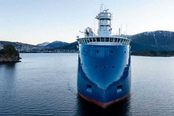 Ulstein przekazał kolejny statek z kadłubem z polskiej stoczni