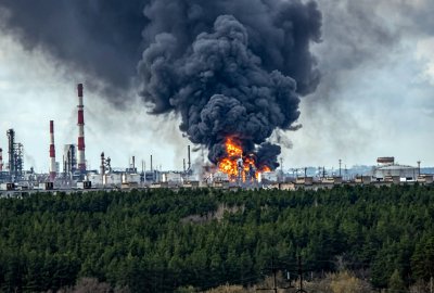 Pożar w porcie w Wysocku nad Bałtykiem po ataku ukraińskich dronów