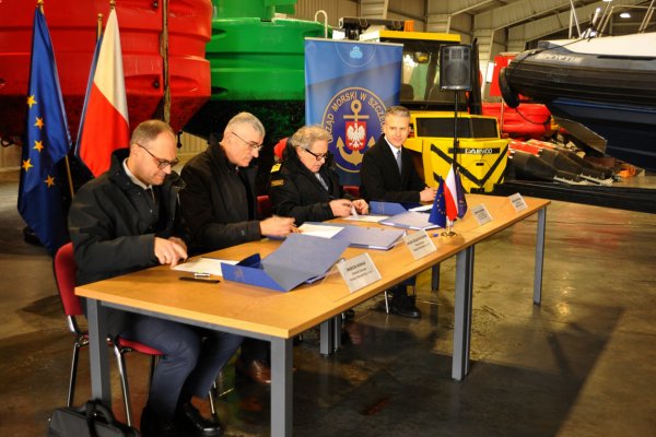 Szczecin: Urząd Morski kupi pogłębiarkę dla utrzymania torów podejściowy...