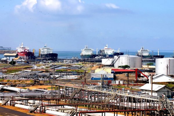 Ropa w Wenezueli - ciężka i kwaśna, duże zasoby, spadające wydobycie...