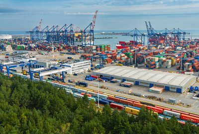 Zawarto porozumienie z protestującymi przewoźnikami kontenerowymi 