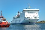 Próbne cumowanie promu Skania w terminalu promowym w Gdańsku