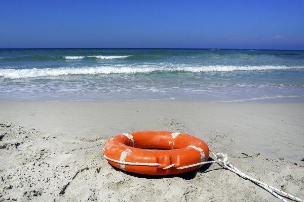 Trzy osoby zginęły po zatonięciu łodzi z migrantami wracającymi z USA...