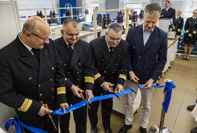 Politechnika Morska w Szczecinie będzie badać paliwa na nowym sprzęcie