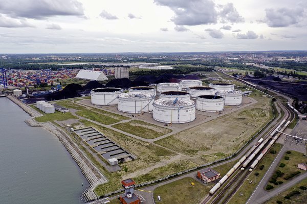 PERN pomoże zabezpieczyć dostawy ropy naftowej do Niemiec