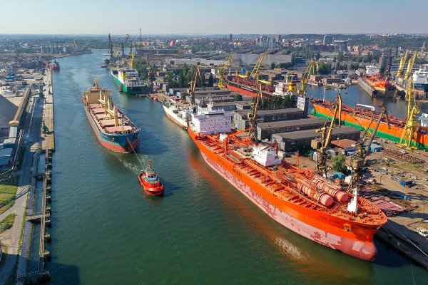 Komisja Europejska przyjęła unijną strategię dla portów i morską