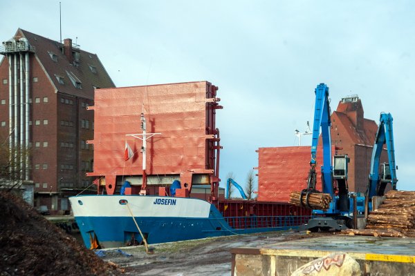 Port Morski Darłowo: spadek przeładunków, ale wzrost znaczenia załadunku...