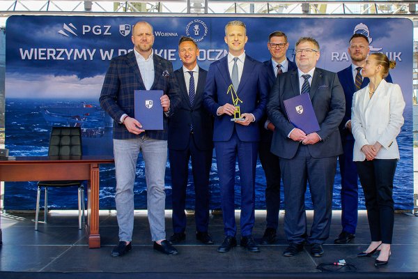„Wojenna” i „Wulkan” łączą siły przy budowie Ratownika