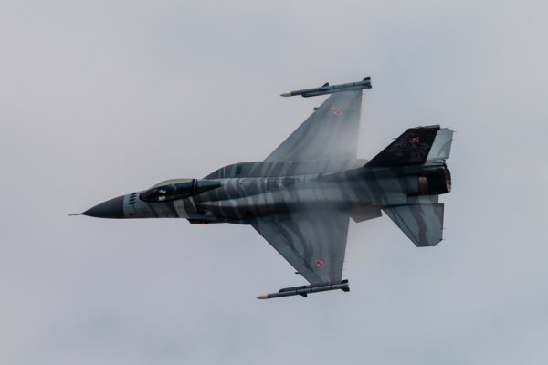 Polskie F-16 przechwyciły dwa rosyjskie Su-30 nad Bałtykiem