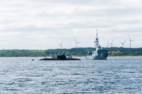 Udział Niemiec w misji w cieśninie Ormuz nie powinien zależeć od mandatu parlamentu