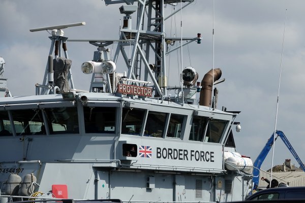 Ponad 41 tys. migrantów pokonało w 2025 roku kanał La Manche