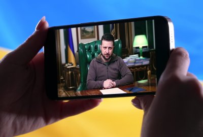 Zełenski wezwał UE do ujęcia transportu morskiego w kolejnym pakiecie sa...