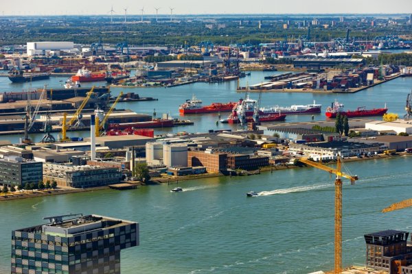 Port w Rotterdamie szykuje się na sabotaż 