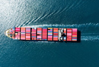 Ponad 20 statków handlowych przepłynęło przez Ormuz w ciągu doby