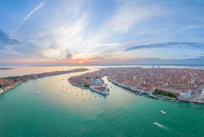 Rekord w Wenecji: 15 razy w ciągu dziewięciu dni podniósł się poziom wod...