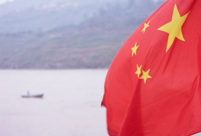 Statki w rejonie Zatoki Perskiej przedstawiają się jako chińskie, by uni...