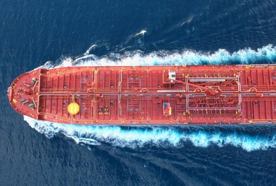 Chiński tankowiec z rosyjskim paliwem płynie na Kubę