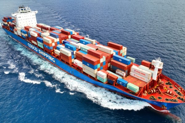 Costamare zamawia 16 kontenerowców dla Cosco Shipping