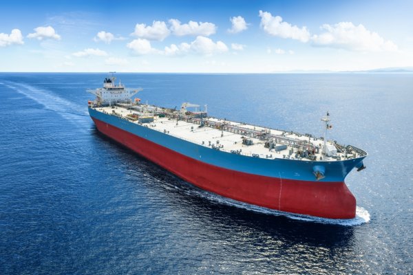 Reuters: Co najmniej trzy tankowce uszkodzone w rejonie Zatoki Perskiej