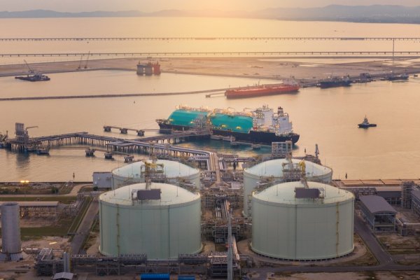 Gaz w Europie drożeje po atakach Iranu na ważne obiekty energetyczne