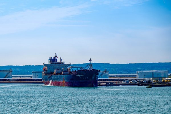 Ukraina wprowadziła sankcje wobec 91 statków rosyjskiej floty cieni