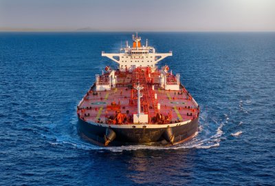 Pierwszy statek z ropą z Bliskiego Wschodu z pominięciem Ormuzu