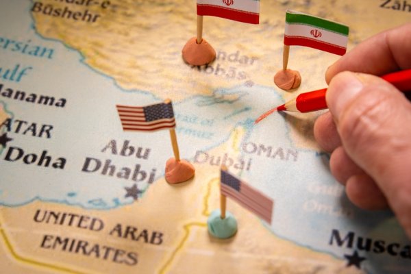 MSZ za dyplomatycznym i politycznym rozwiązaniem kryzysu w Cieśninie Orm...