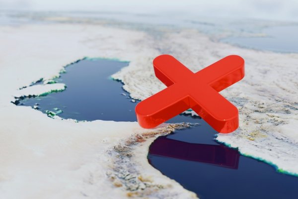 Iran: Cieśnina Ormuz pozostaje zamknięta dla statków