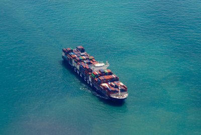 CMA CGM rozszerza tranzyt przez Morze Czerwone