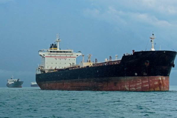 Holandia i Curacao zatrzymały tankowce z wenezuelską ropą