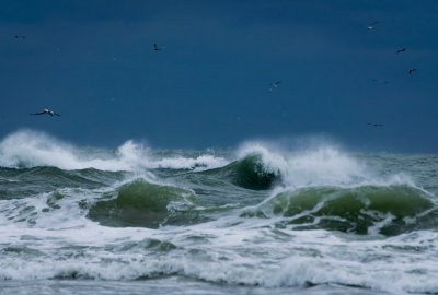 Sztorm na Bałtyku. Odwołano promy do Polski