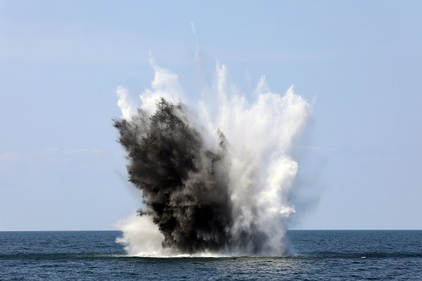 Znaleziono niewybuchy podczas pogłębiania toru wodnego Szczecin-Świnoujście