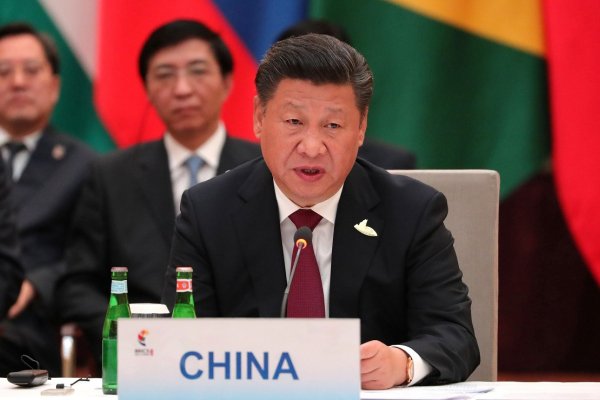 Xi zaapelował o pokojowe rozwiązanie sporów w Zatoce Perskiej