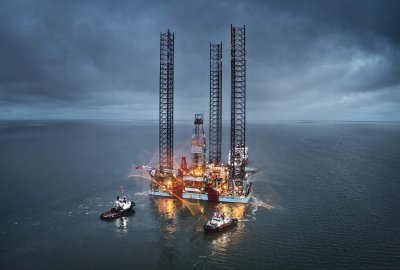 Nowa platforma spółki Lotos Petrobaltic zmierza do Gdańska